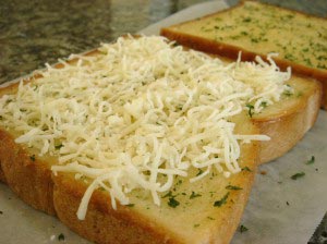 garlictoast5 garlictoast5 300x224 Garlic Cheese Toast Recipe