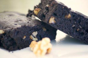 brownies 10 300x200 Dark Chocolate Walnut Brownies
