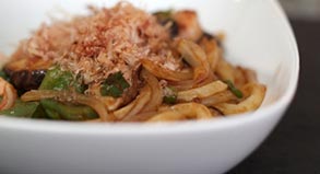 Easy Yakiudon Recipe