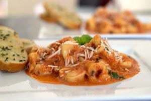 crabsaucetortellini 14 300x200 Tortellini with Crab Sauce