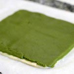 greenteacookiepop 07 150x150 Green Tea Swirl Cookie Pops