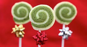 Green Tea Swirl Cookie Pops
